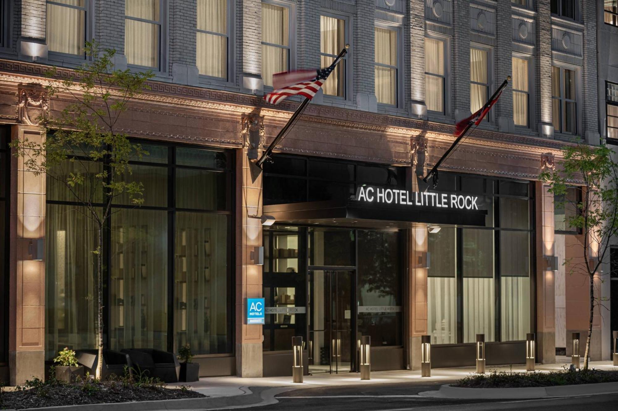 Ac Hotel By Marriott Little Rock Downtown Exterior photo